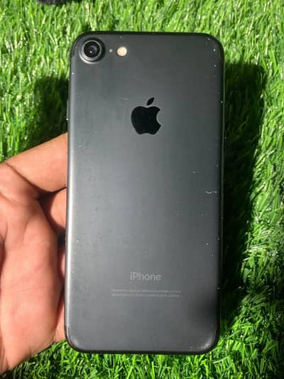 Apple iPhone 7