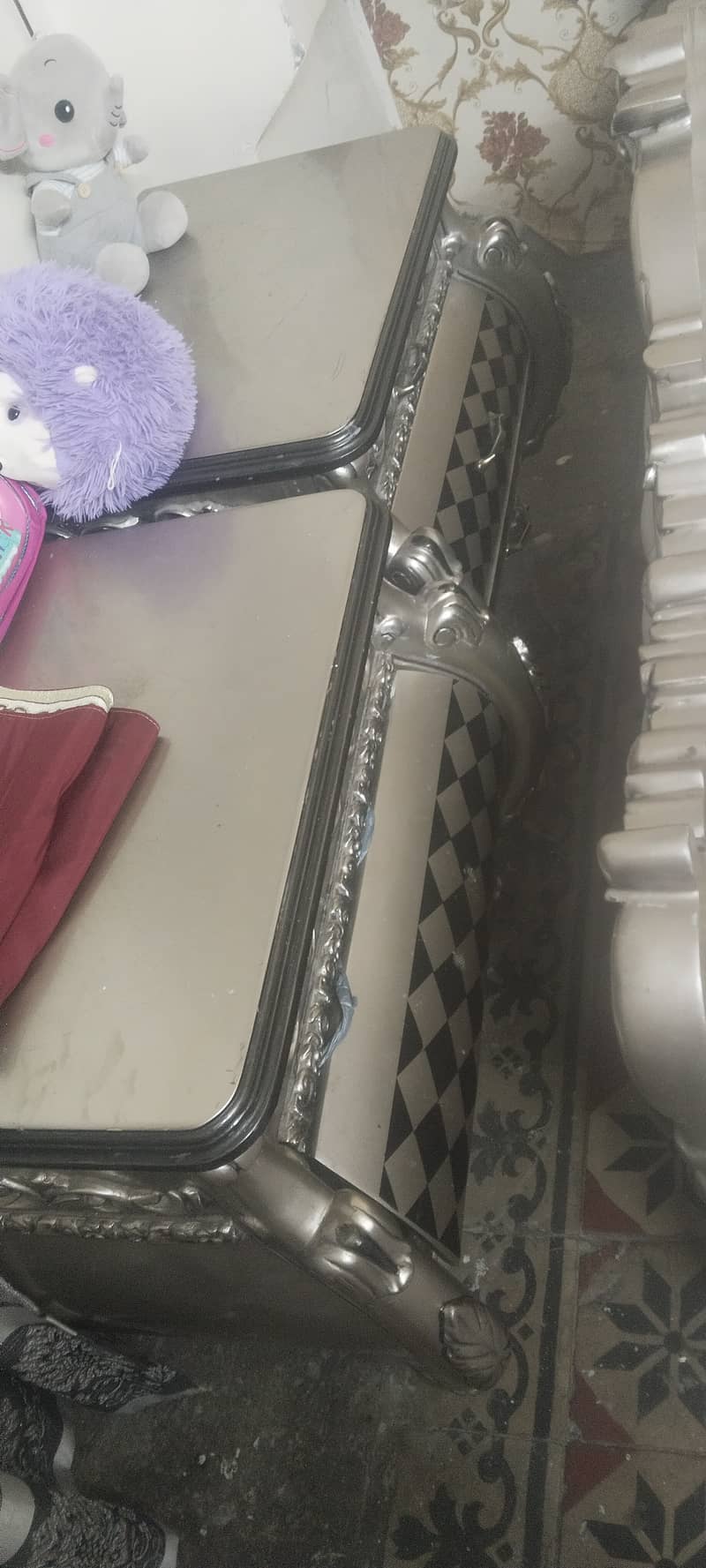 King bed with all things 3