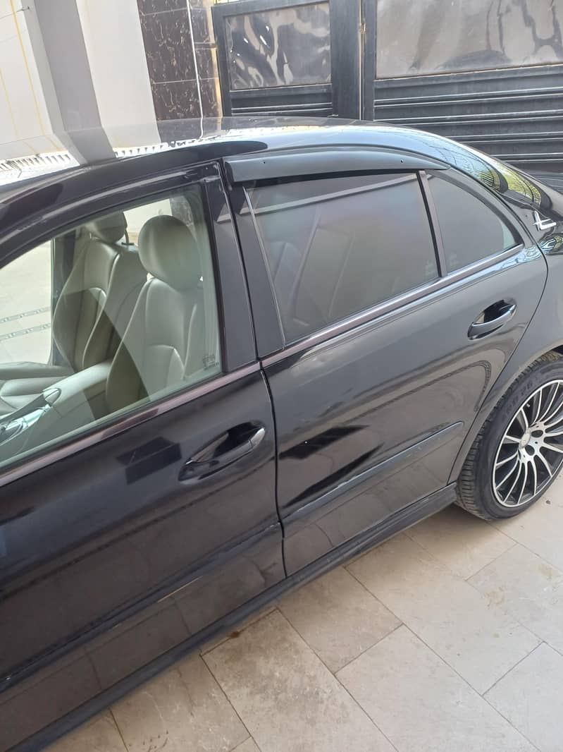 Mercedes E Class 2005 2