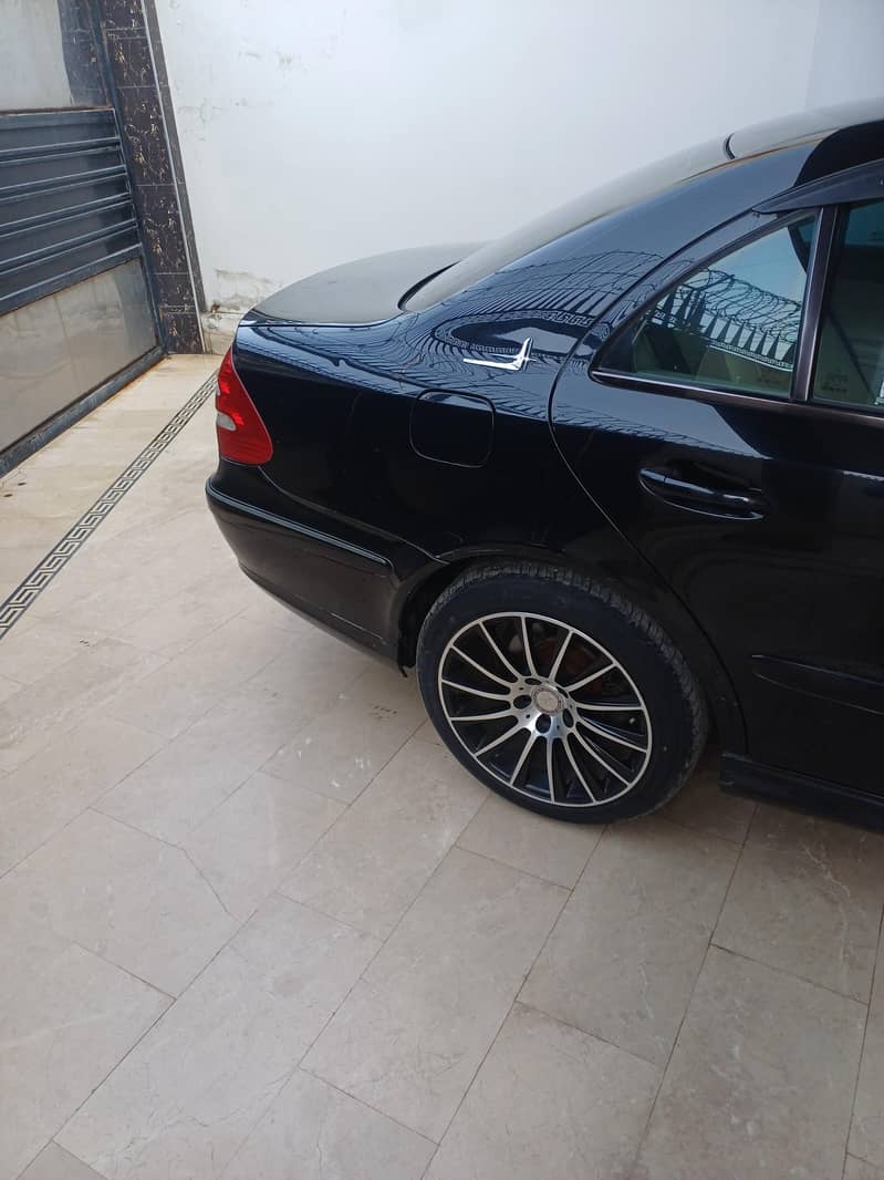 Mercedes E Class 2005 7