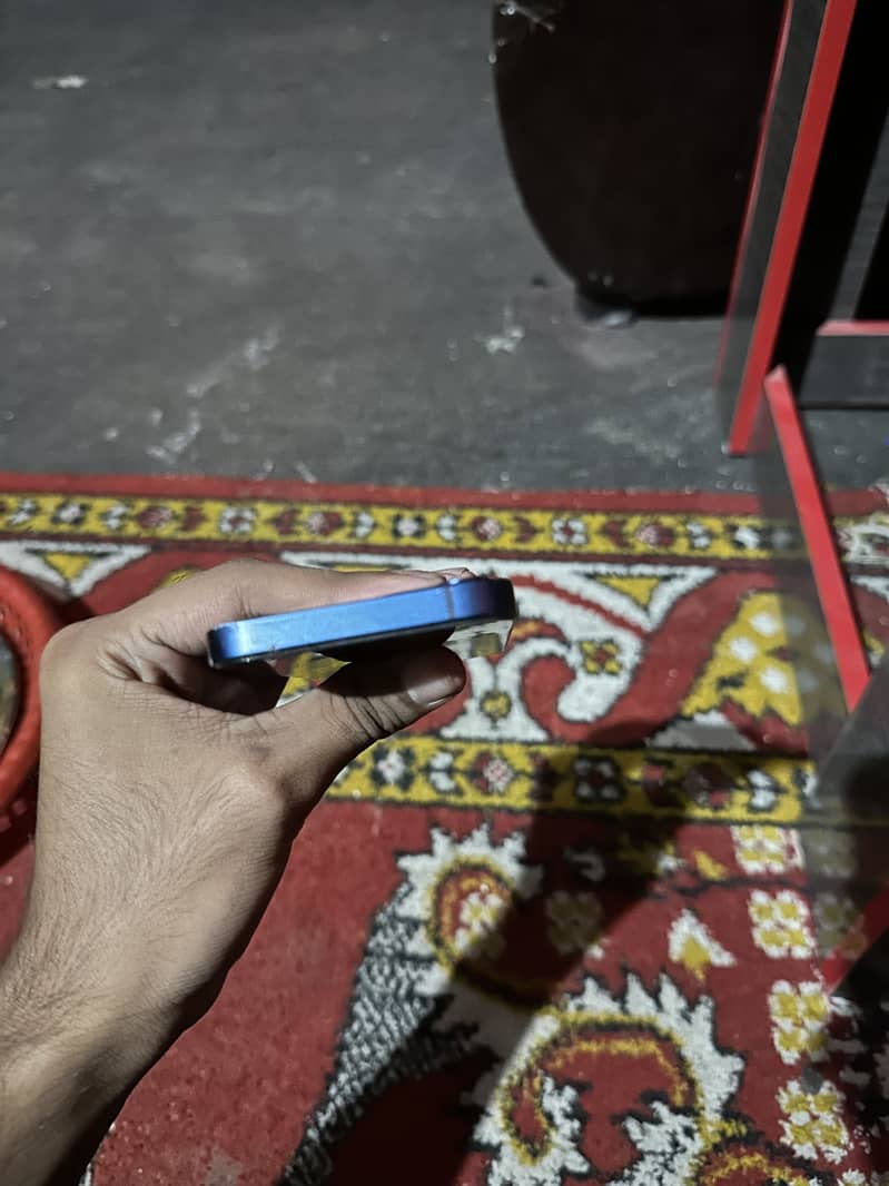 Apple iPhone 12 mini 2