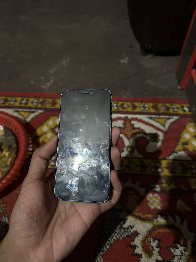 Apple iPhone 12 mini 3