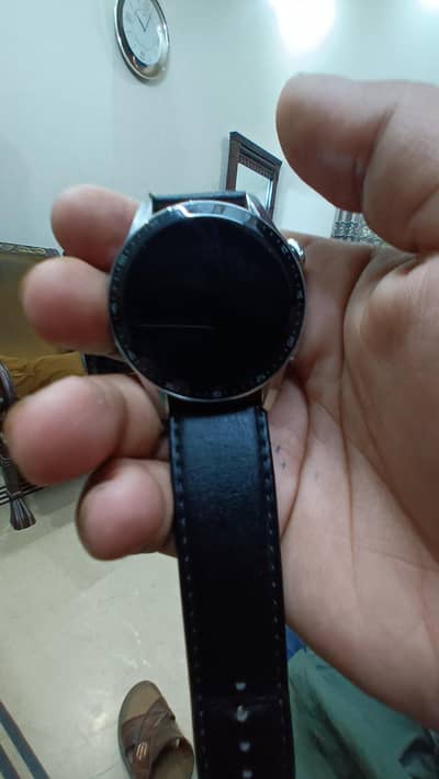 Round dial premium smartwatch with fast charging or with Ali pay