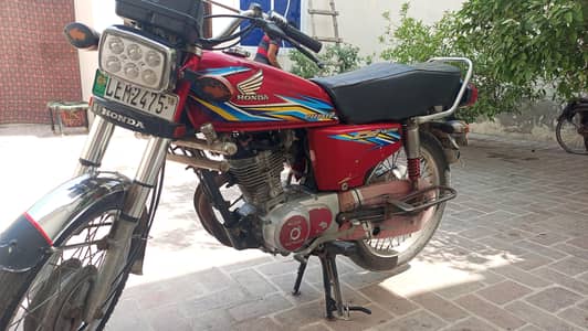 125 2018 model sale 03048960176