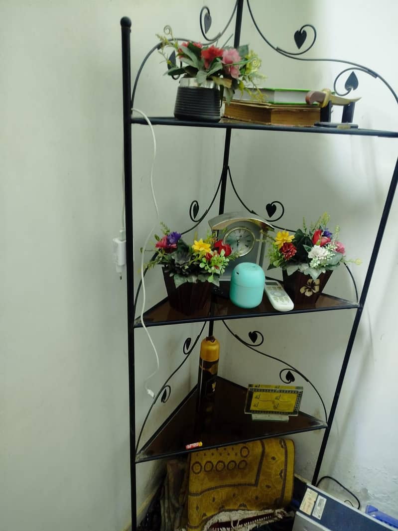 show piece corner 1