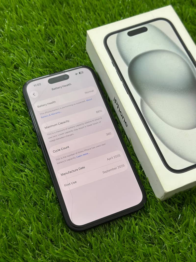 Apple iPhone 15 4
