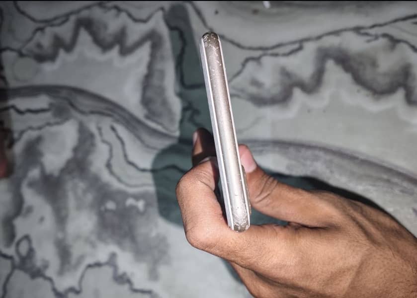 Apple iPhone 7 Plus 3