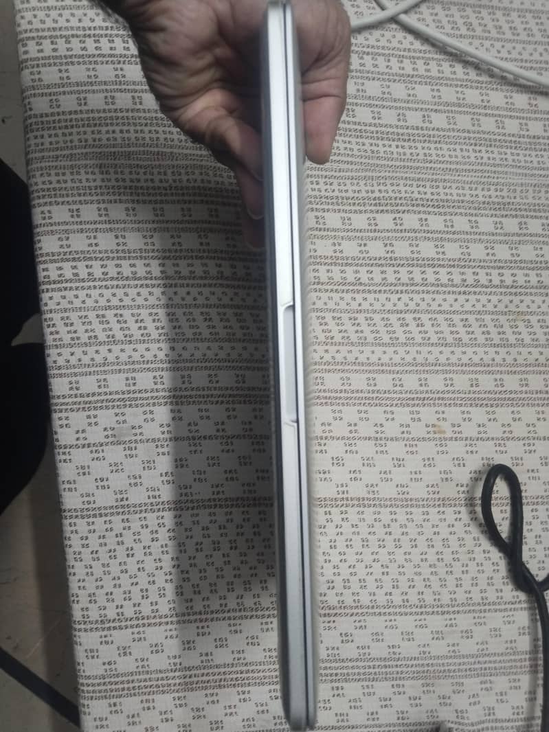 apple macbookpro 13" 4