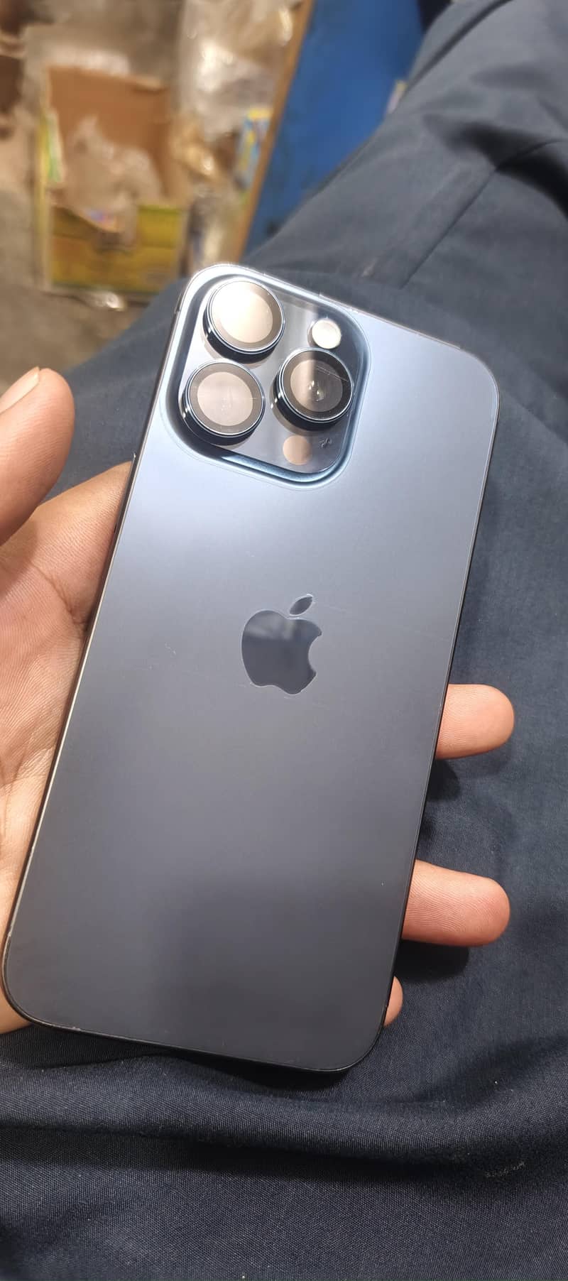 Apple iPhone 15 Pro Max 0