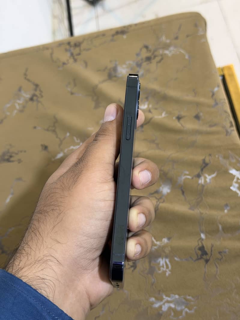 Apple iPhone 12 Pro 5
