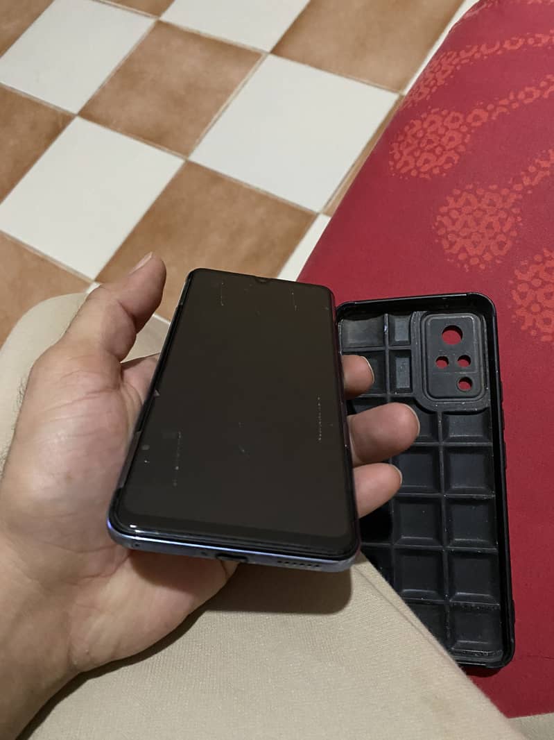 Vivo V21 1