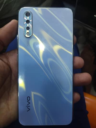 Vivo S1