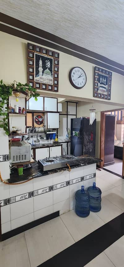 Gulshan block 16 Mehran Appartment 3 bed dd for sale