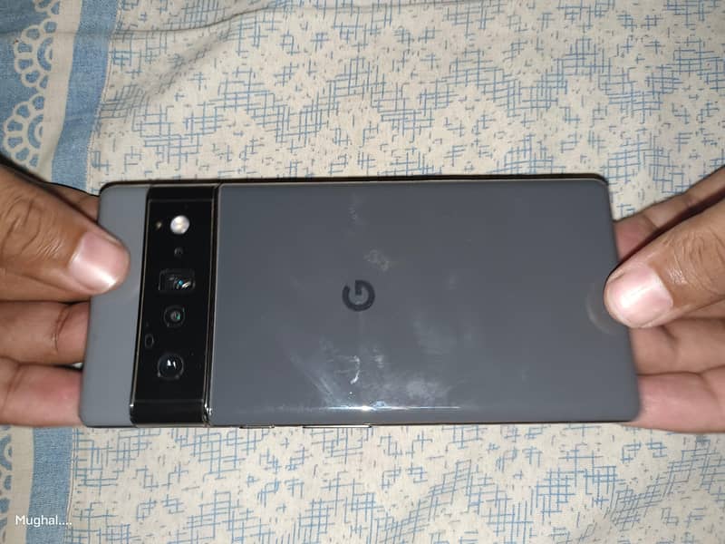 Google Pixel 6 Pro 2
