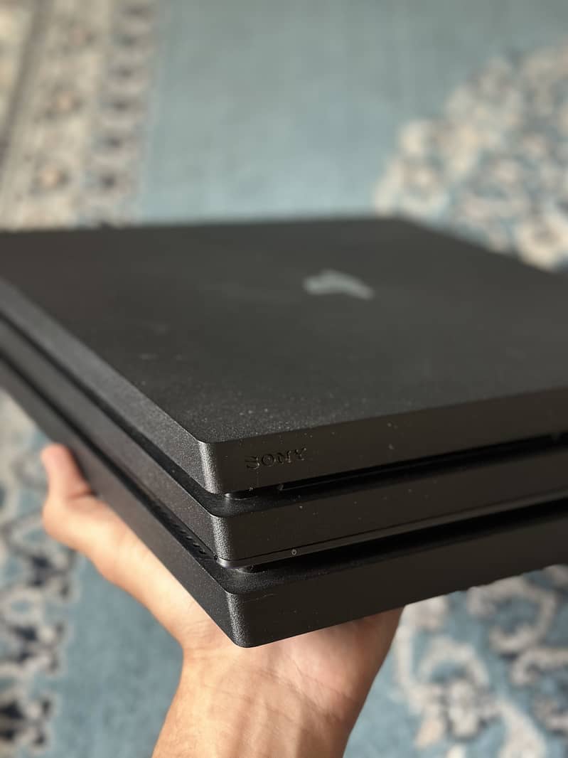 PlayStation 4 Pro 5