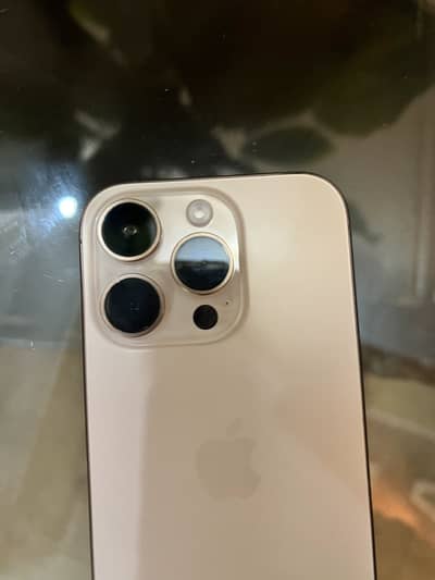 Apple iPhone 16 Pro