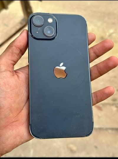 Apple iPhone 13