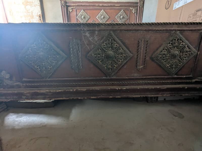 Kind size bed 2