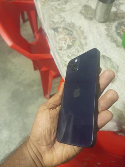 Apple iPhone 13