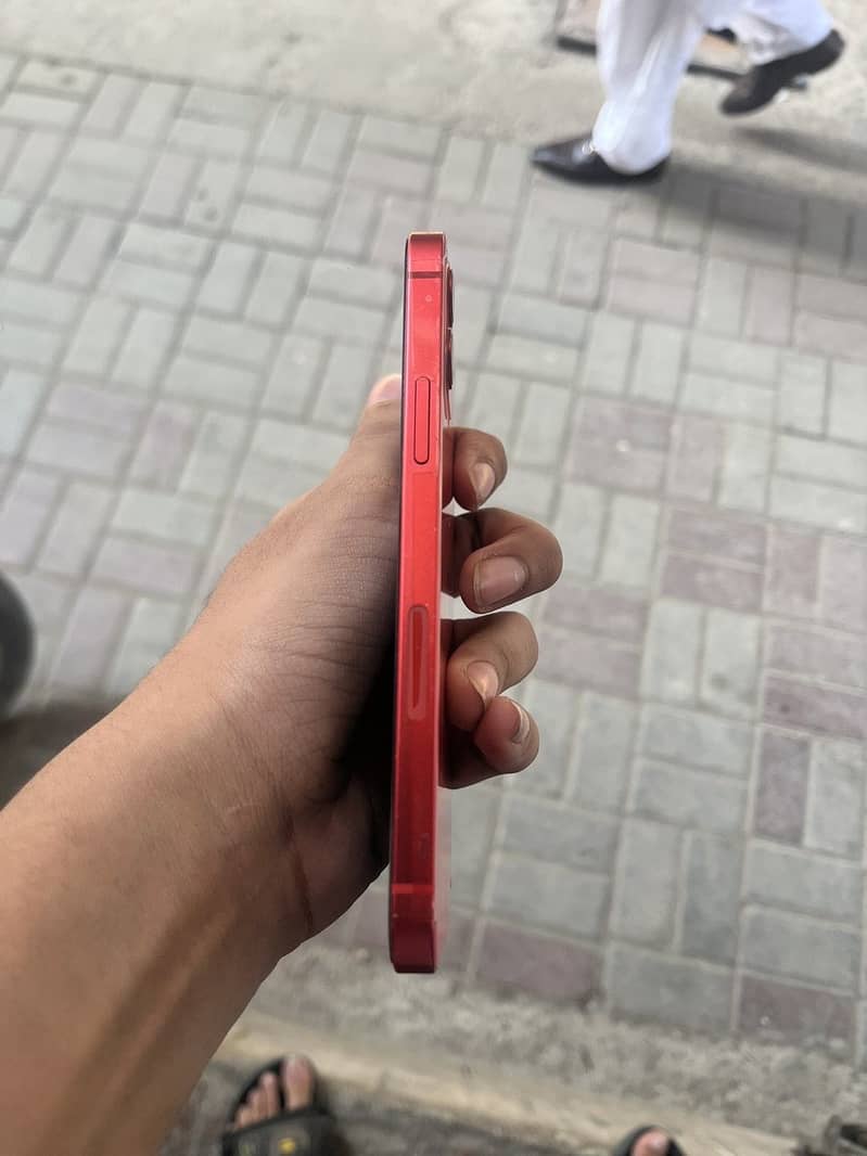 Apple iPhone 12 5