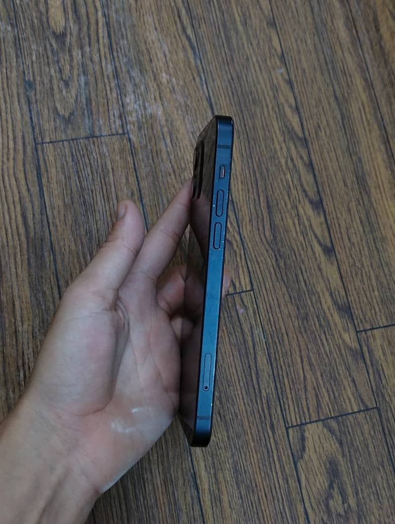 Iphone 12 5