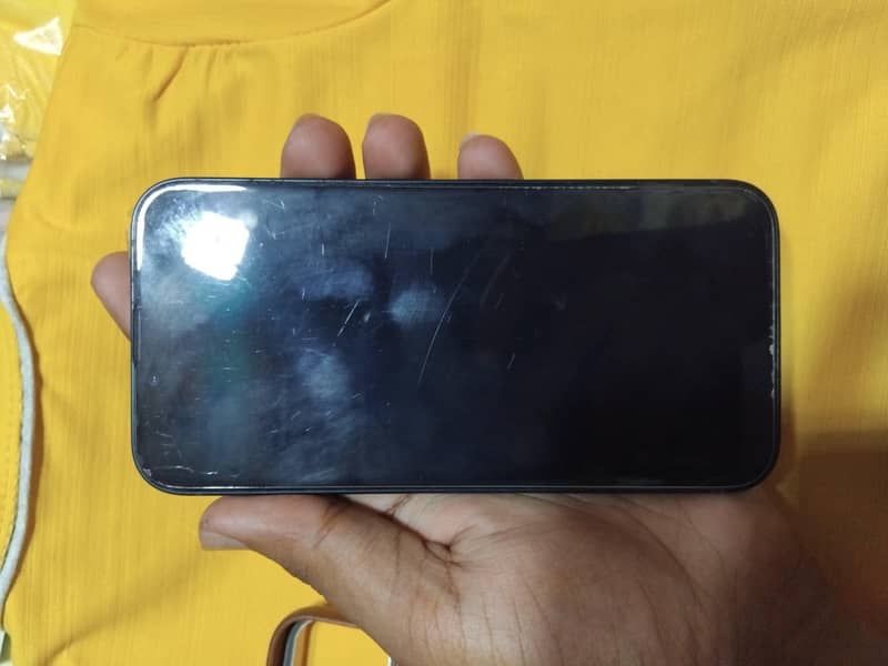 Apple iPhone 13 3