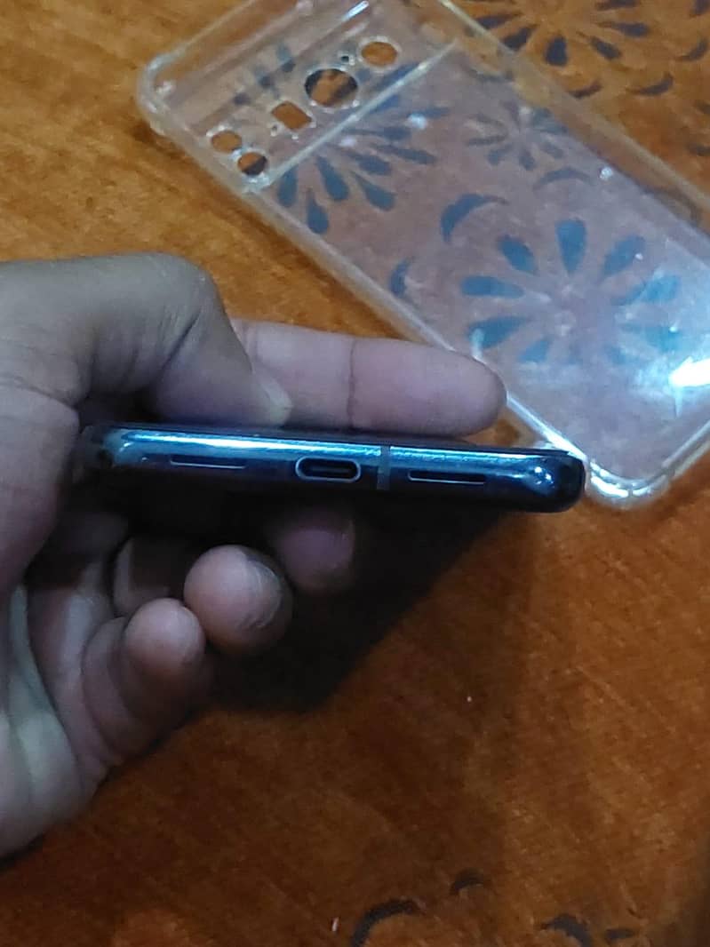 Google Pixel 8 Pro 1