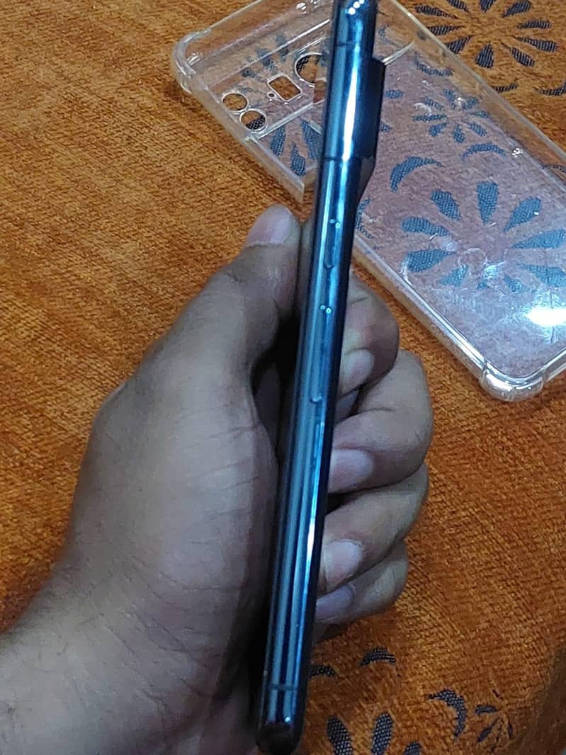 Google Pixel 8 Pro 3