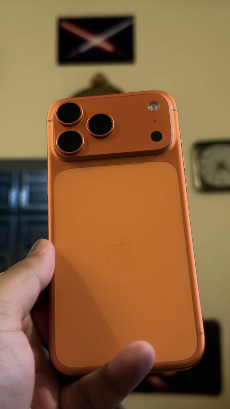 Apple iPhone 17 Pro Max 1