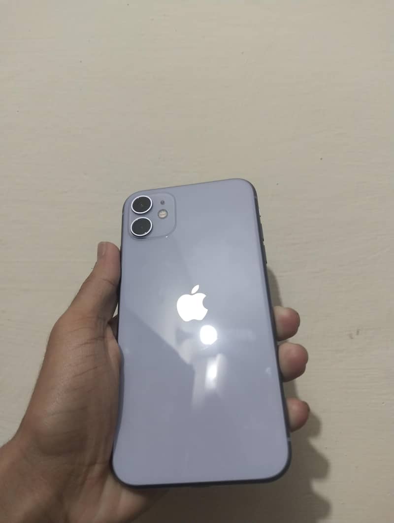 Apple iPhone 11 0