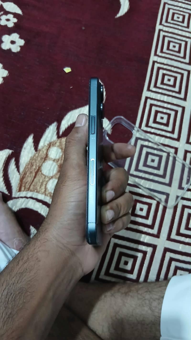 Apple iPhone 15 Pro Max jv 4