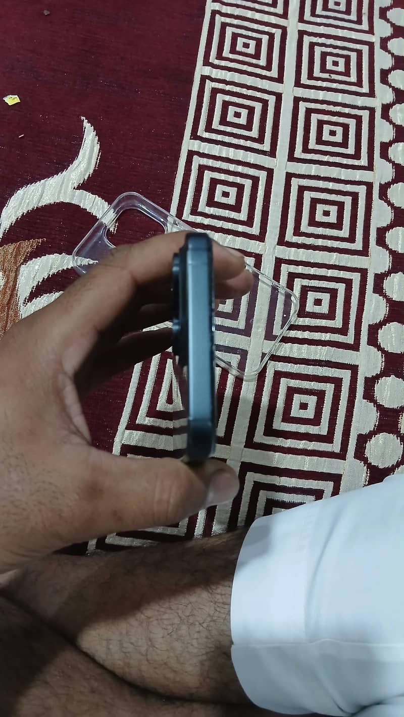 Apple iPhone 15 Pro Max jv 5