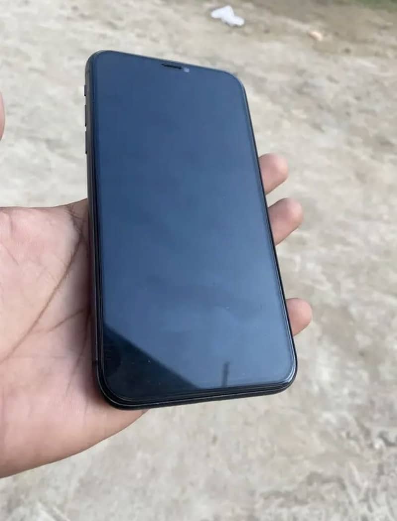 Apple iPhone 11 jv 1