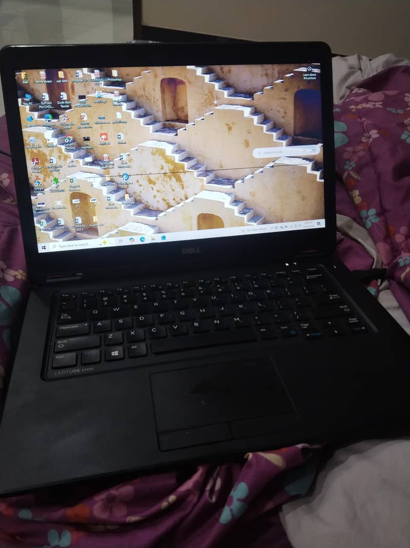 Dell latitude E7450 0