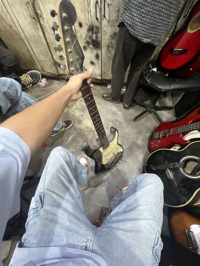 Electric guitar for sale