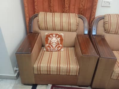 Sofa set, Centre table, Bed set for sale
