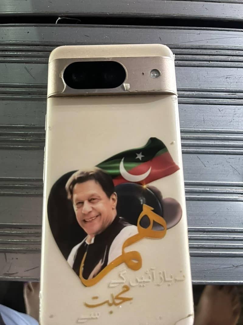 Google Pixel 8 1