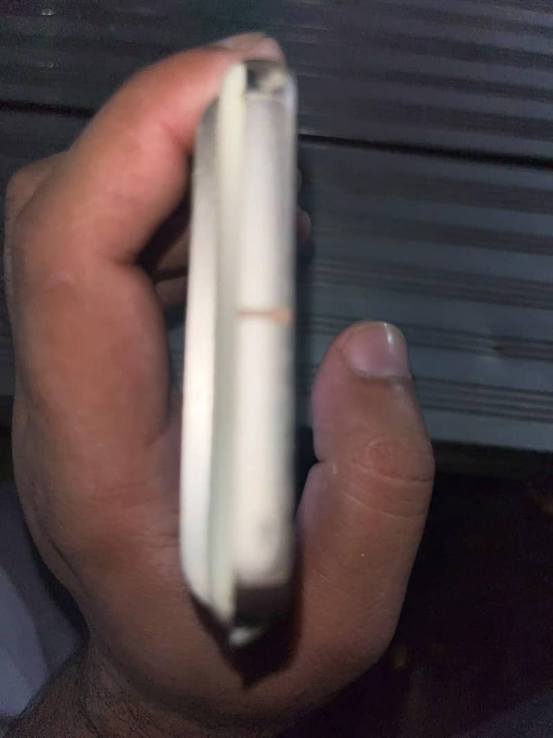 Google Pixel 8 7