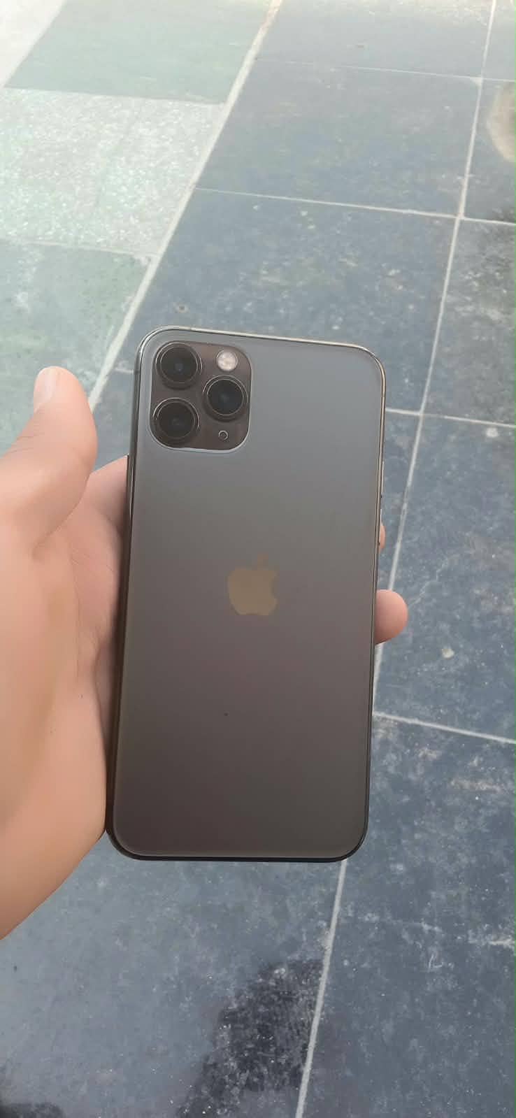 Apple iPhone 11 Pro 0