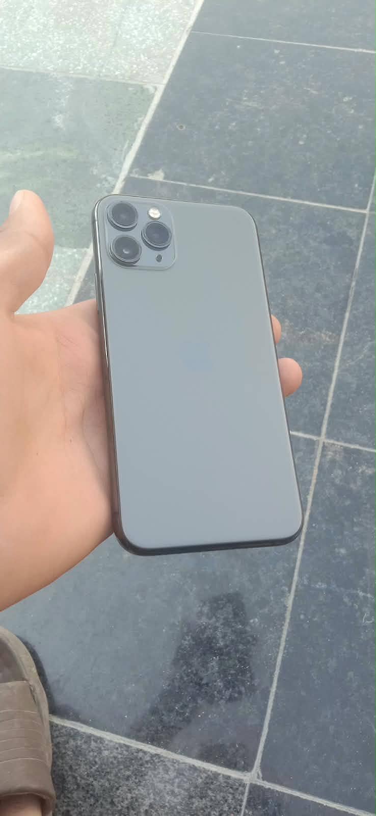 Apple iPhone 11 Pro 1