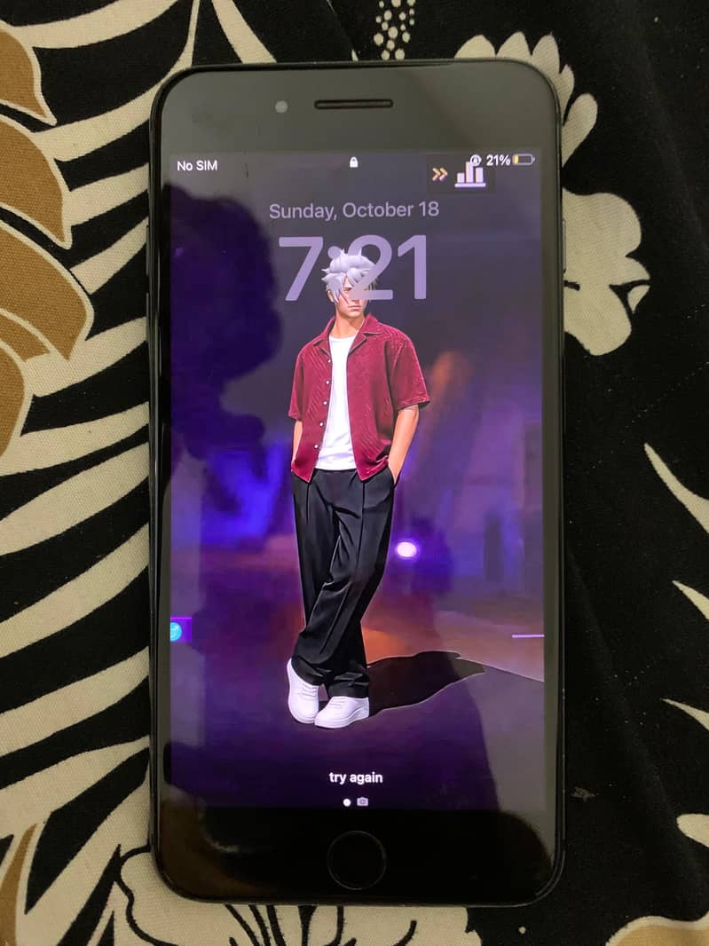 Apple iPhone 8 Plus 0