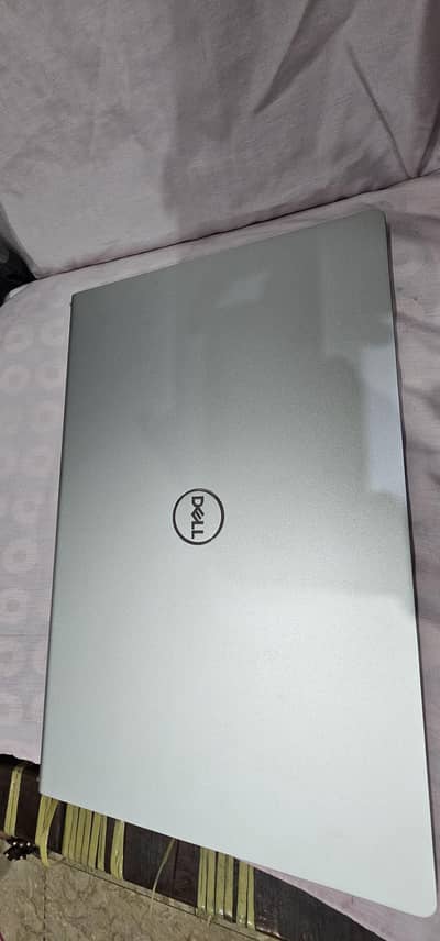 Core i7-13th generation Dell Inspiron 3550