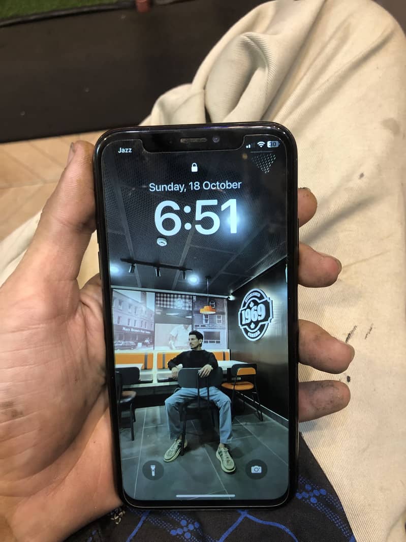Apple iPhone X 2