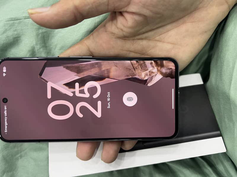 Google Pixel 8 2