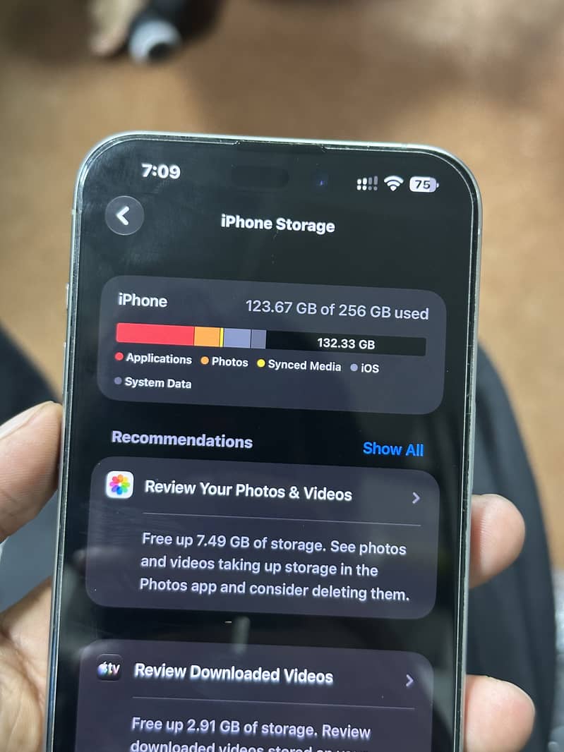 Apple iPhone 15 Pro Max HK model 1