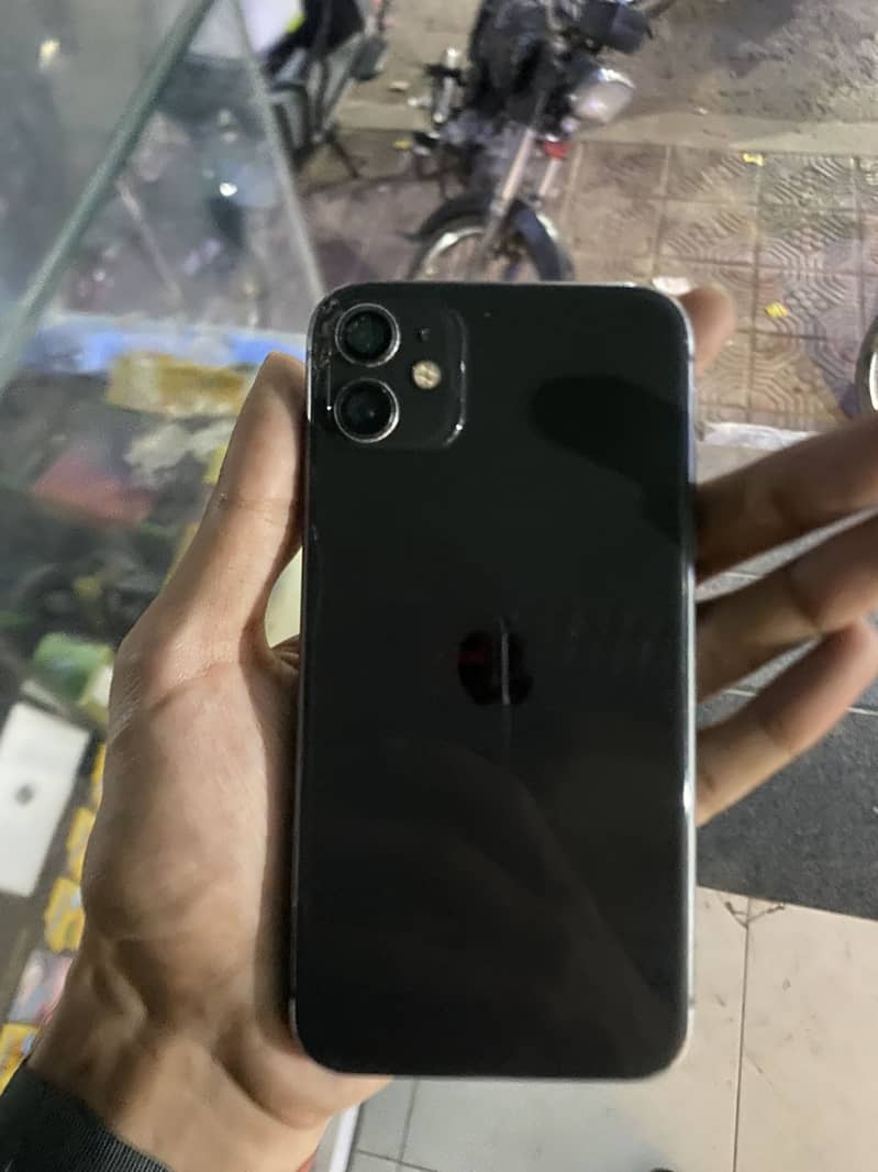 Apple iPhone 11 0