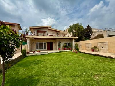 Beautiful Renovated House For Rent In F-7
