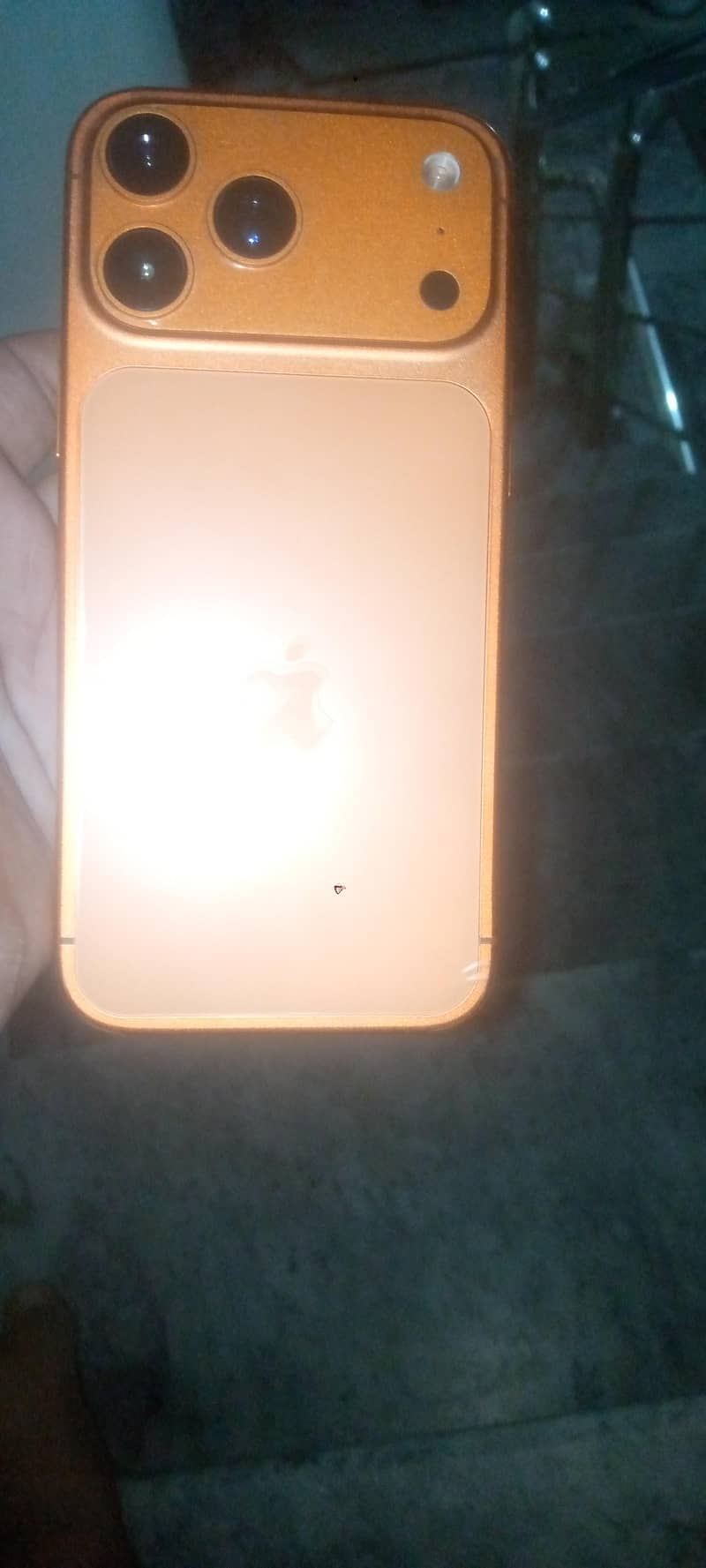 Apple iPhone 17 Pro Max 1