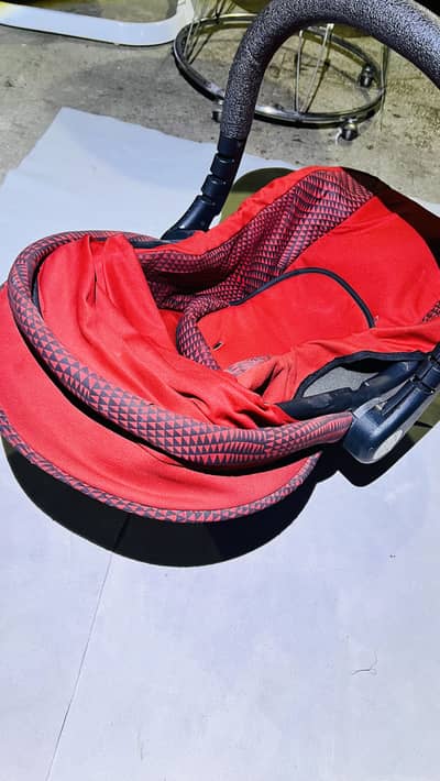 Baby swings cot
