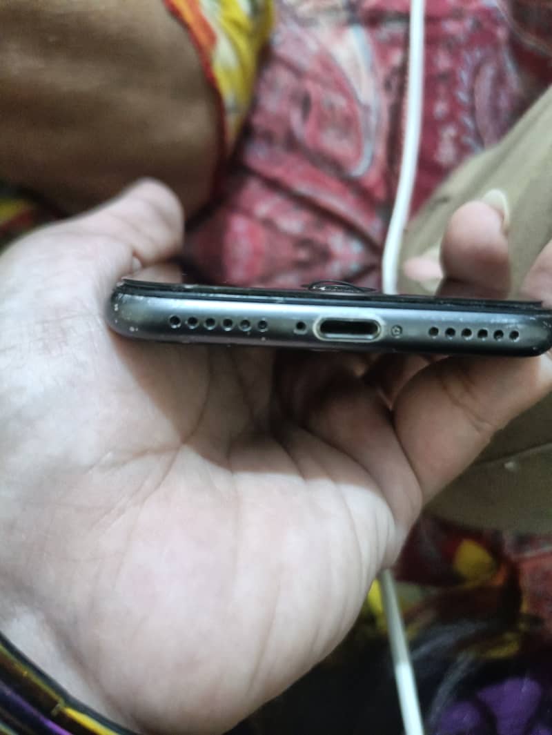 Apple iPhone 8 2